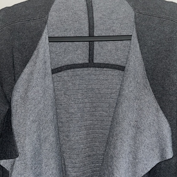 Lululemon reversible cardigan - Picture 5 of 10